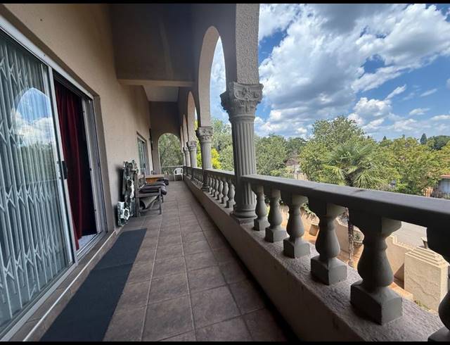 6 BEDROOM HOUSE FOR SALE IN VANDERBIJLPARK SE 3